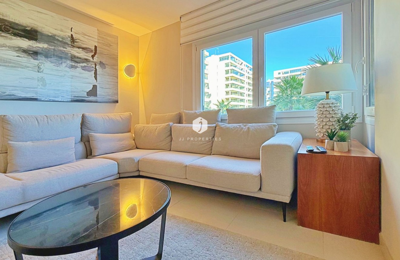 Z drugiej ręki - Mieszkanie w bloku -
Torrevieja - Costa Blanca