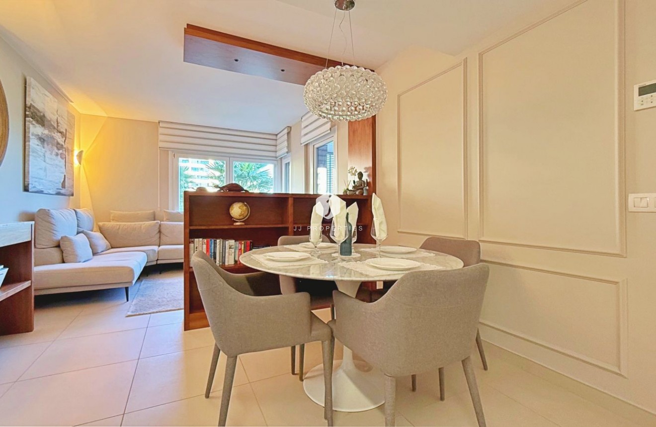 Z drugiej ręki - Mieszkanie w bloku -
Torrevieja - Costa Blanca