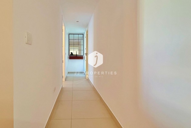 Z drugiej ręki - Mieszkanie w bloku -
Torrevieja - Costa Blanca