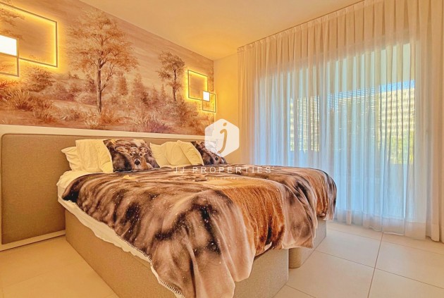 Z drugiej ręki - Mieszkanie w bloku -
Torrevieja - Costa Blanca