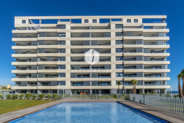 Z drugiej ręki - Mieszkanie w bloku -
Torrevieja - Costa Blanca