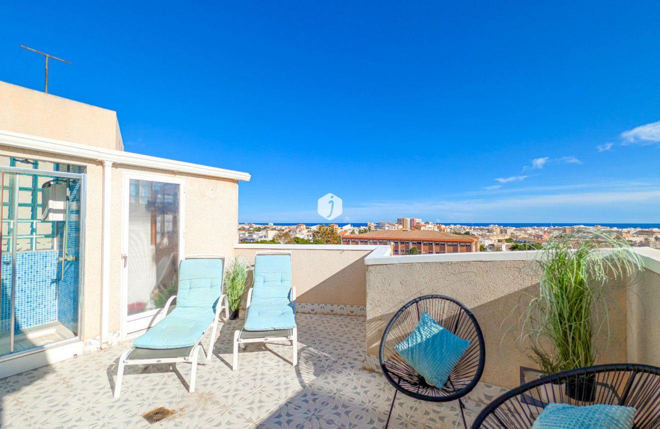 Z drugiej ręki - Mieszkanie w bloku -
Torrevieja - Costa Blanca