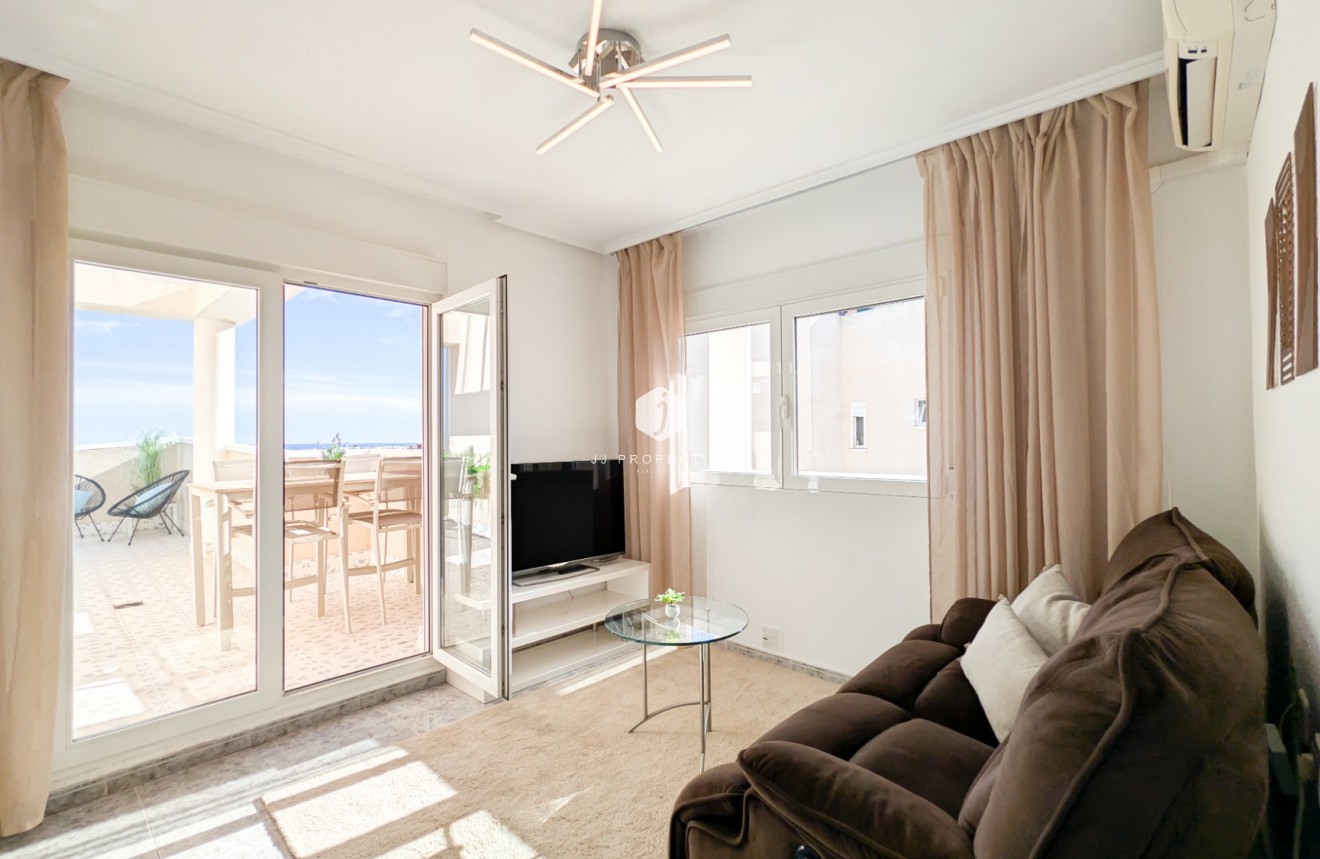 Z drugiej ręki - Mieszkanie w bloku -
Torrevieja - Costa Blanca