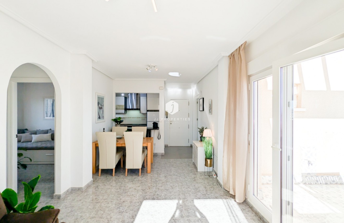 Z drugiej ręki - Mieszkanie w bloku -
Torrevieja - Costa Blanca