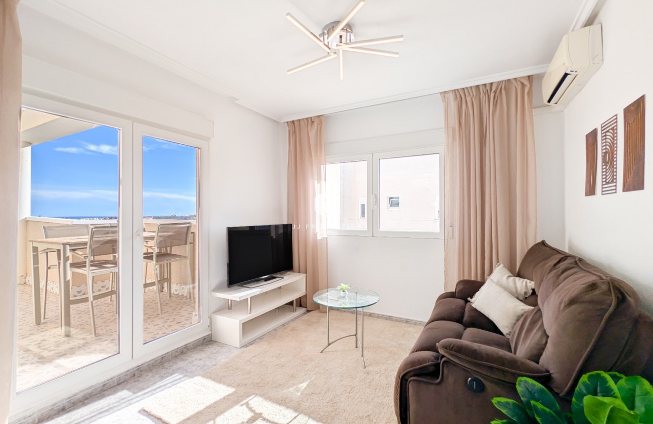 Z drugiej ręki - Mieszkanie w bloku -
Torrevieja - Costa Blanca