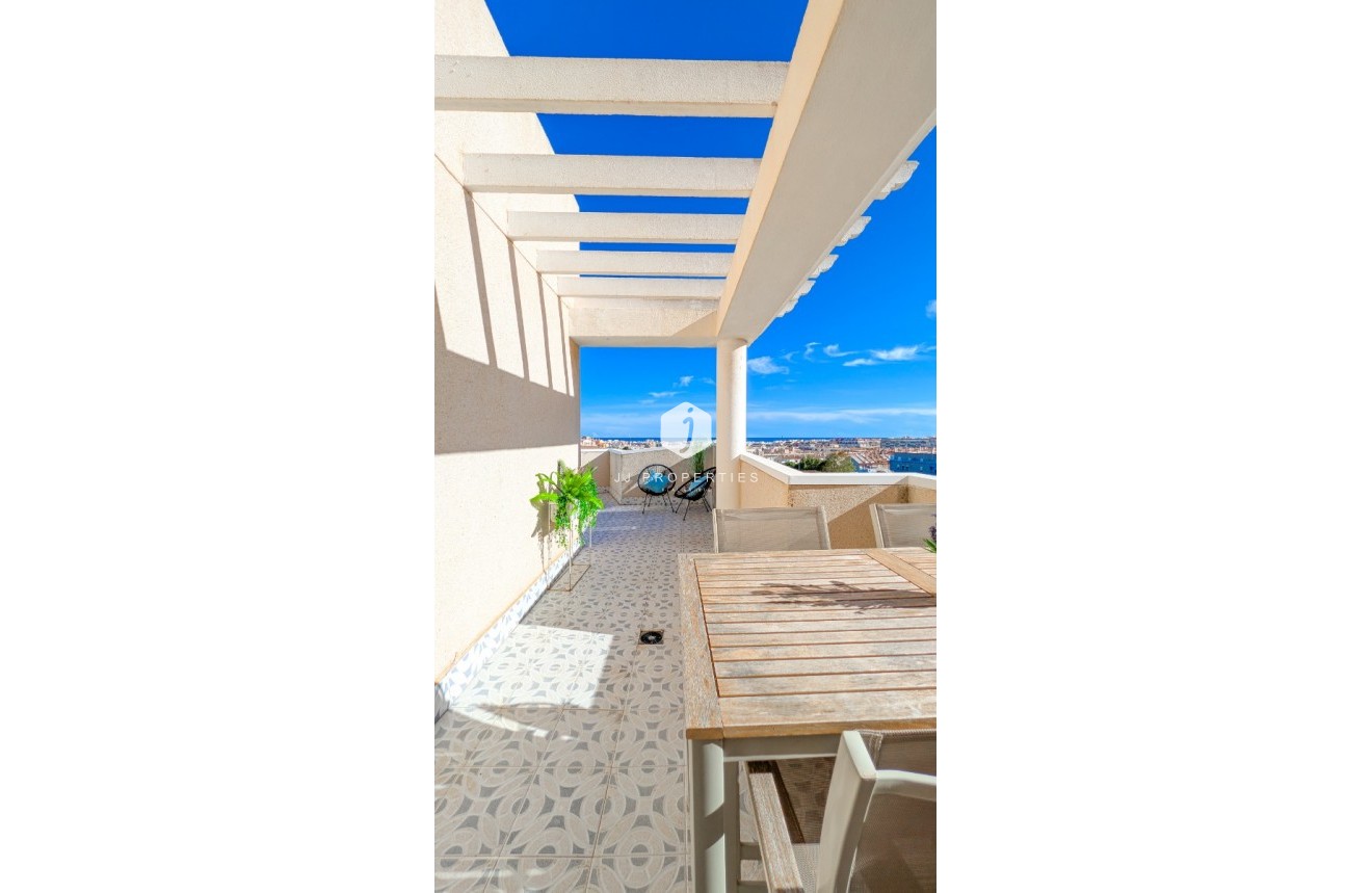 Z drugiej ręki - Mieszkanie w bloku -
Torrevieja - Costa Blanca