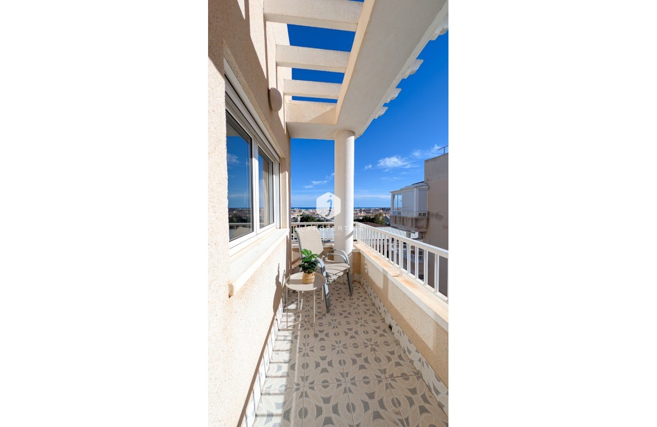 Z drugiej ręki - Mieszkanie w bloku -
Torrevieja - Costa Blanca