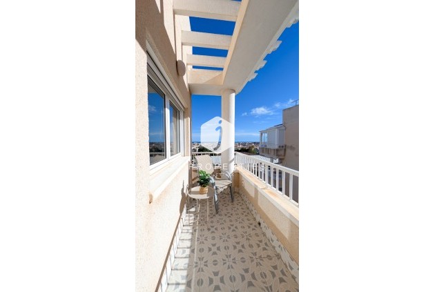 Z drugiej ręki - Mieszkanie w bloku -
Torrevieja - Costa Blanca