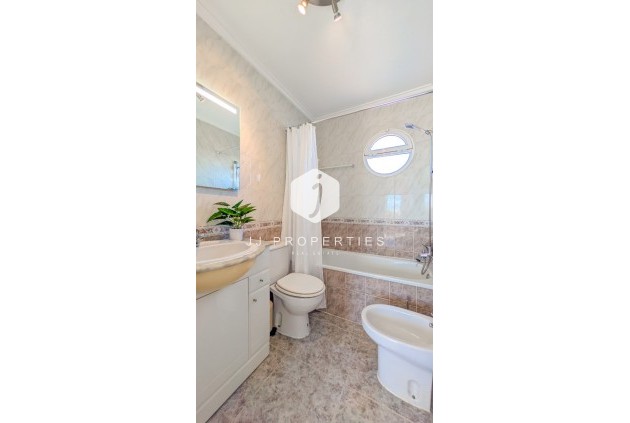 Z drugiej ręki - Mieszkanie w bloku -
Torrevieja - Costa Blanca