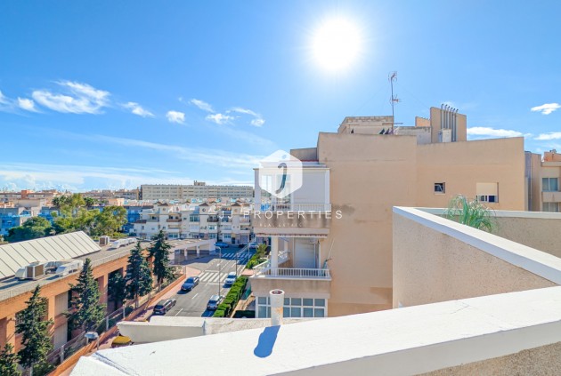 Z drugiej ręki - Mieszkanie w bloku -
Torrevieja - Costa Blanca