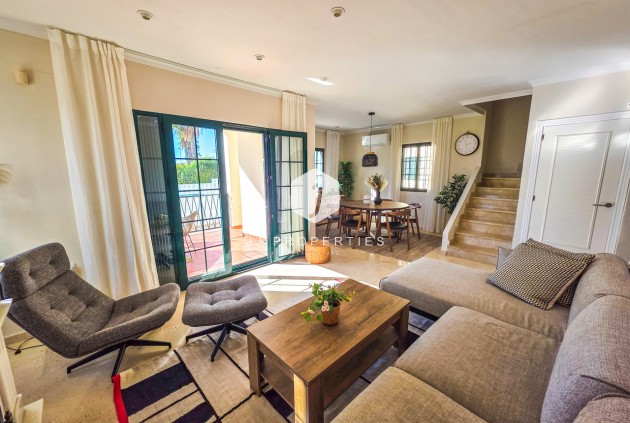 Z drugiej ręki - Villa -
Los Dolses - Inland