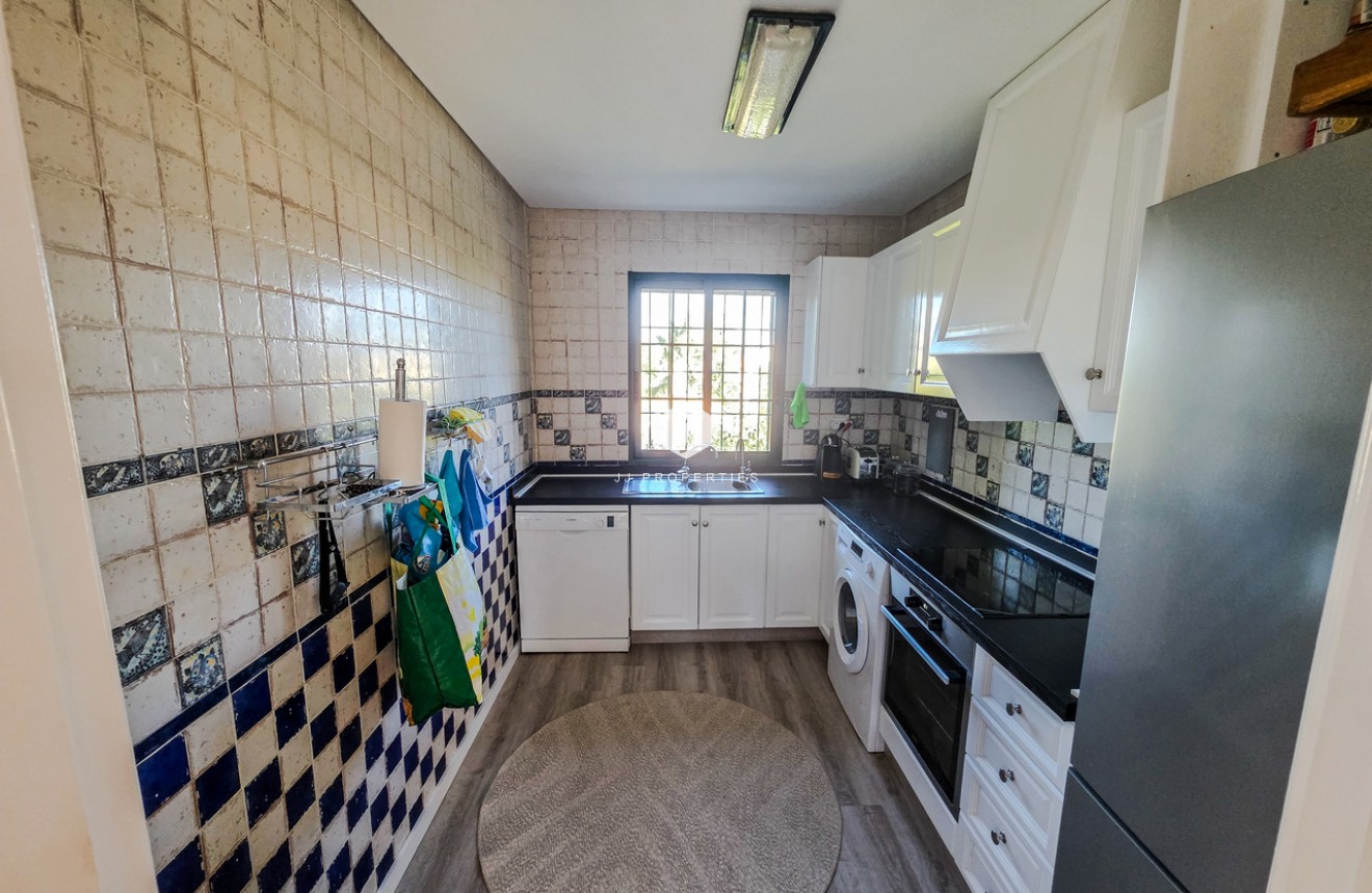 Z drugiej ręki - Villa -
Los Dolses - Inland