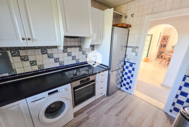 Z drugiej ręki - Villa -
Los Dolses - Inland