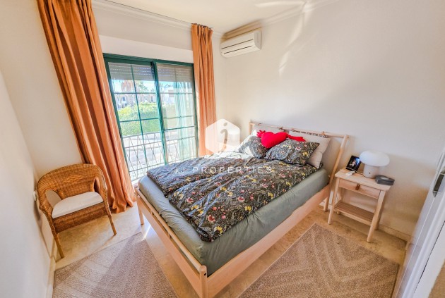 Z drugiej ręki - Villa -
Los Dolses - Inland