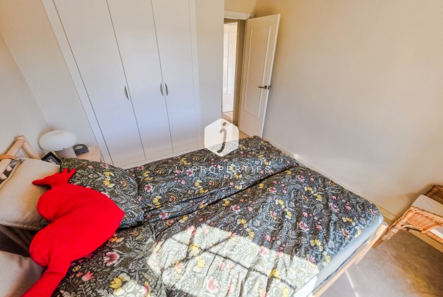 Z drugiej ręki - Villa -
Los Dolses - Inland