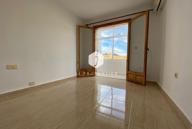 Z drugiej ręki - Szalet -
Los Balcones - Costa Blanca