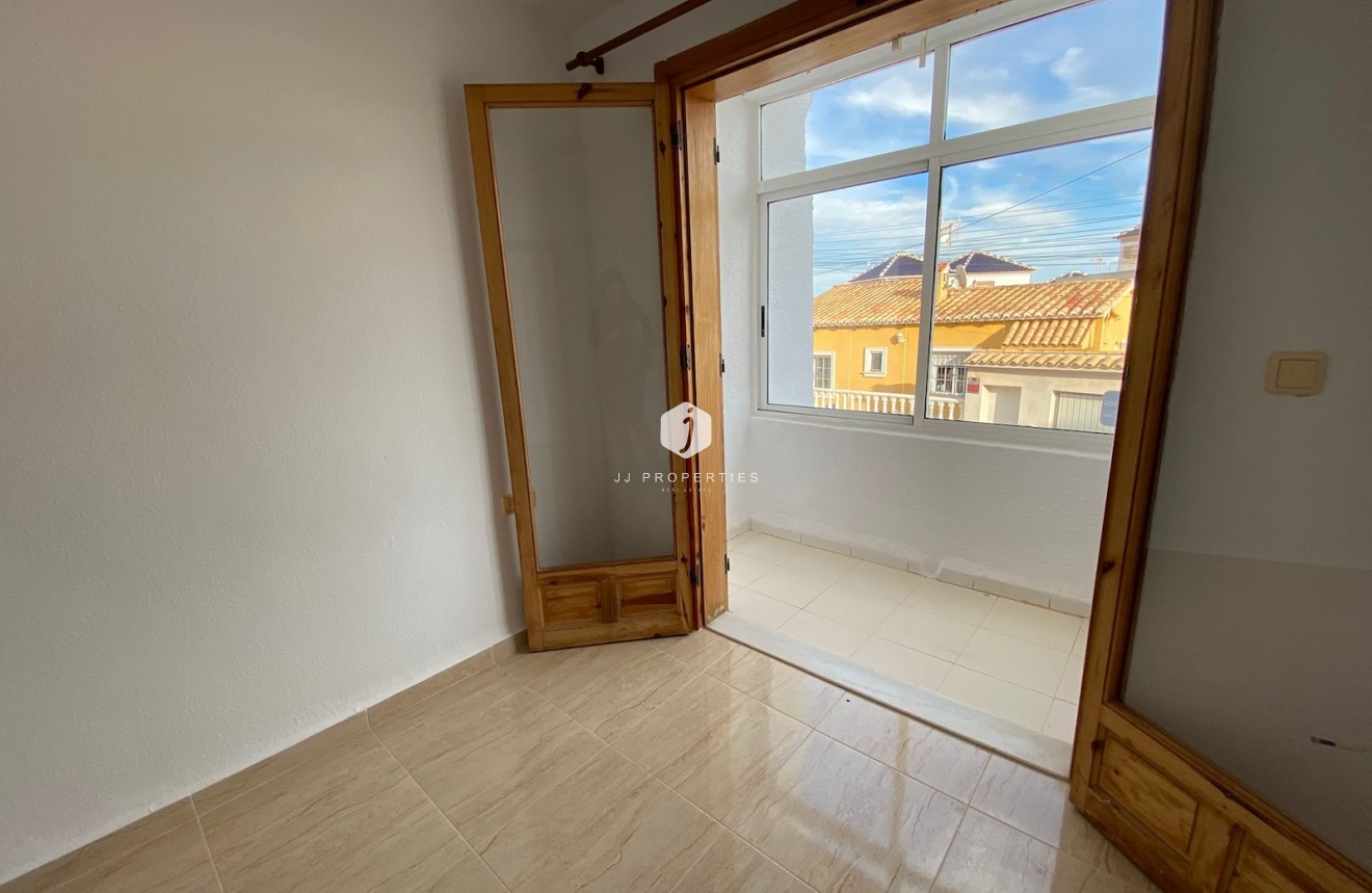 Z drugiej ręki - Szalet -
Los Balcones - Costa Blanca