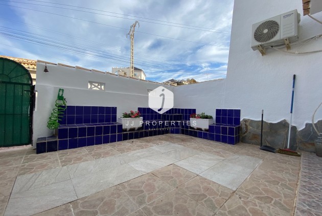 Z drugiej ręki - Szalet -
Los Balcones - Costa Blanca