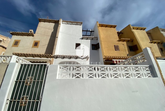 Z drugiej ręki - Szalet -
Los Balcones - Costa Blanca
