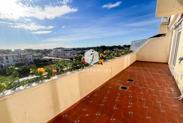 Z drugiej ręki - Mieszkanie w bloku -
Torrevieja - Costa Blanca