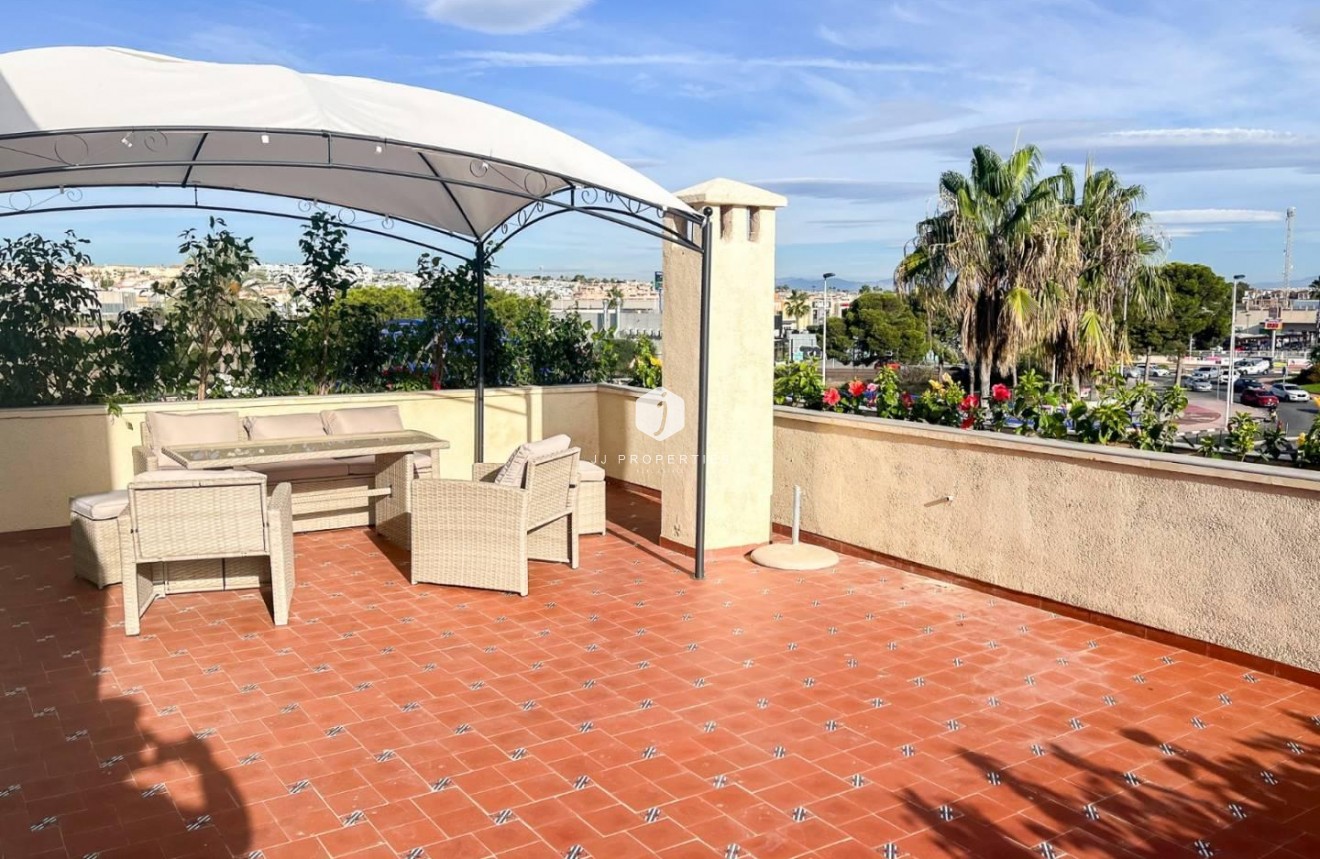 Z drugiej ręki - Mieszkanie w bloku -
Torrevieja - Costa Blanca