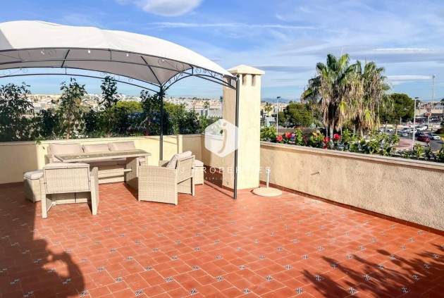 Z drugiej ręki - Mieszkanie w bloku -
Torrevieja - Costa Blanca