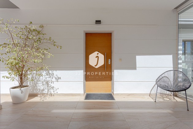 Z drugiej ręki - Villa -
Orihuela Costa - Costa Blanca