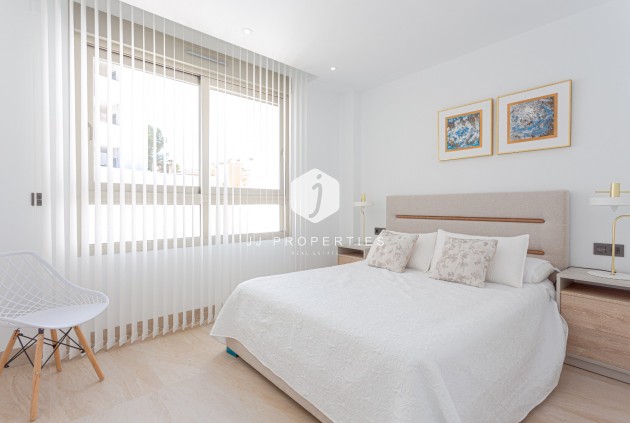 Z drugiej ręki - Villa -
Orihuela Costa - Costa Blanca