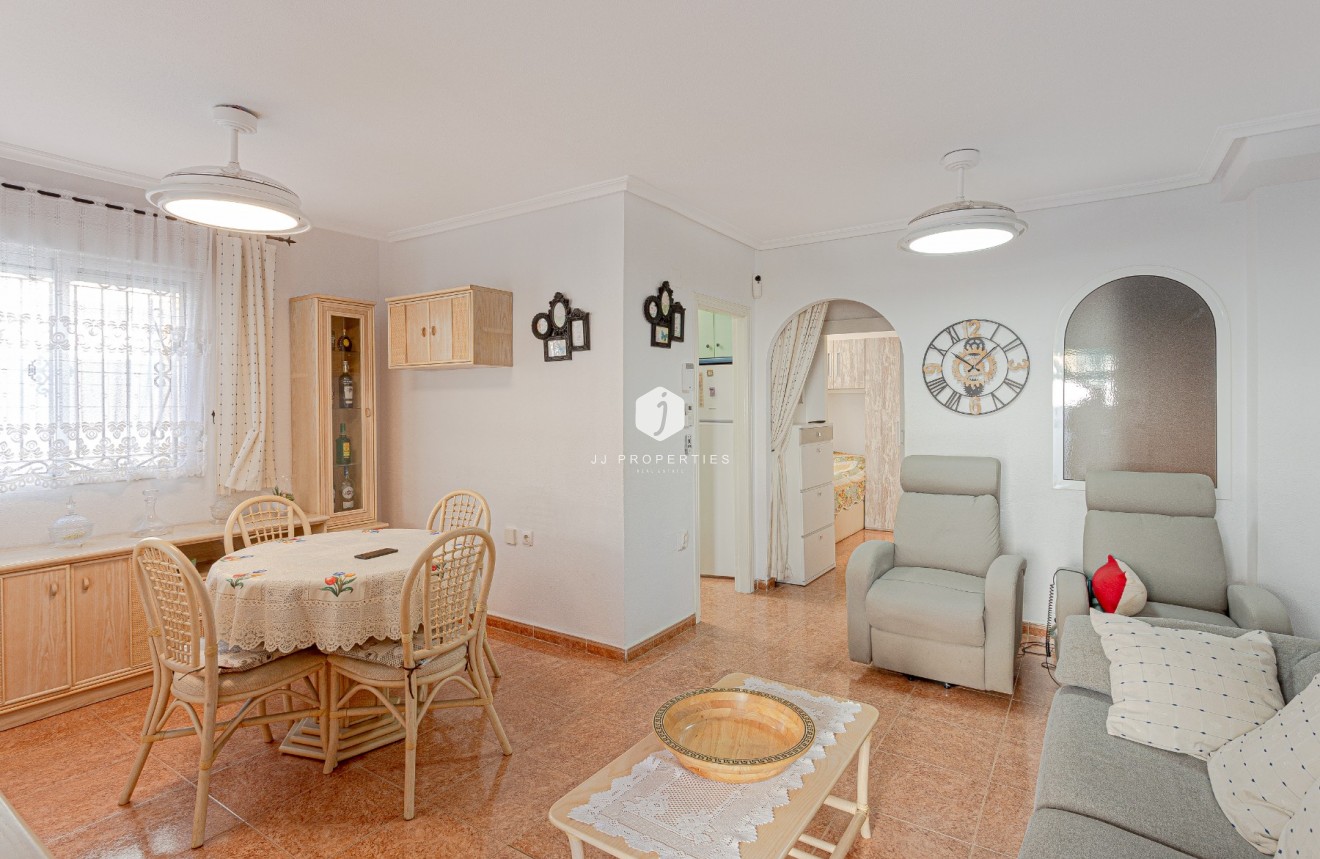 Z drugiej ręki - Villa -
Orihuela Costa - Costa Blanca