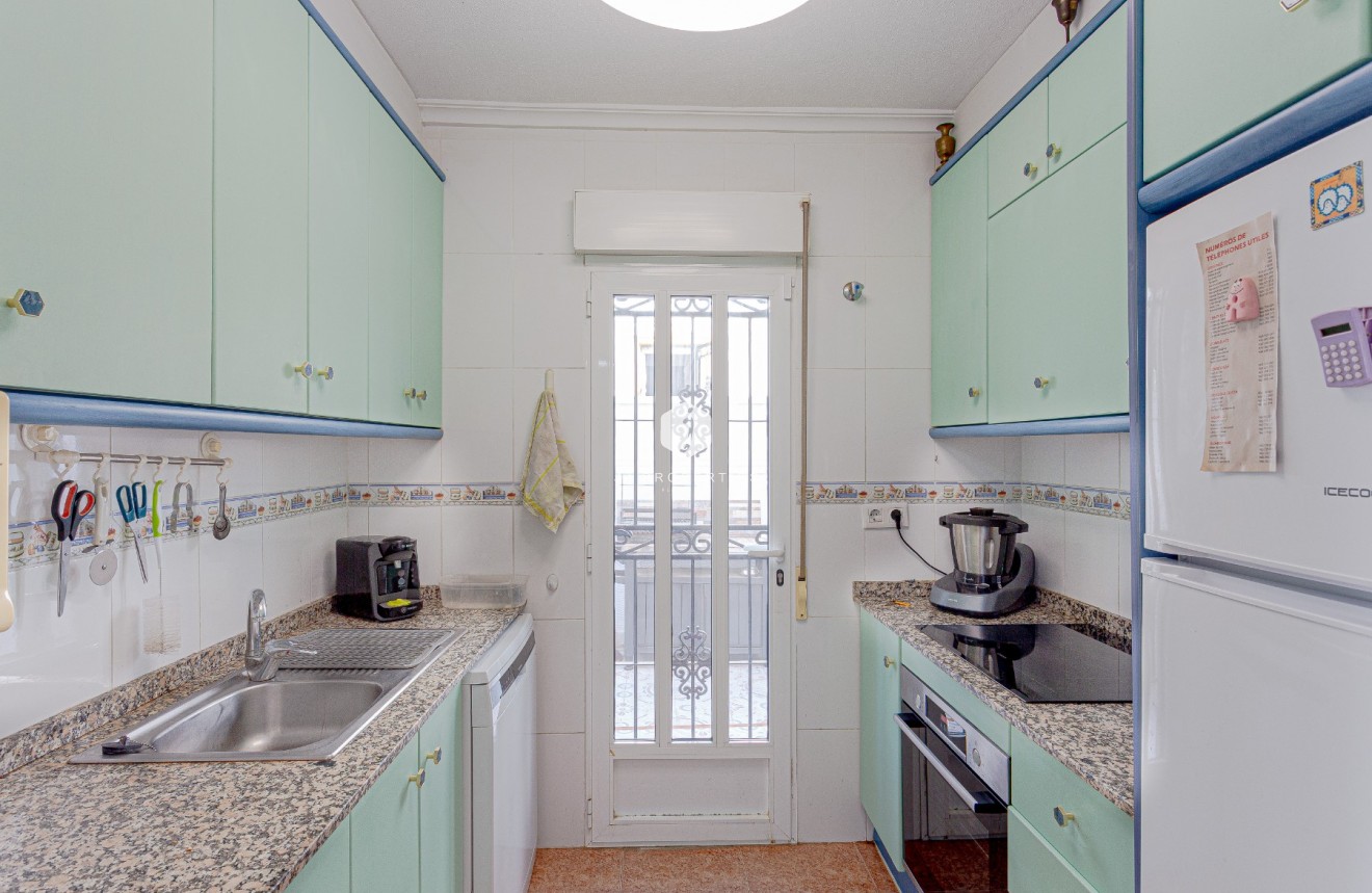 Z drugiej ręki - Villa -
Orihuela Costa - Costa Blanca