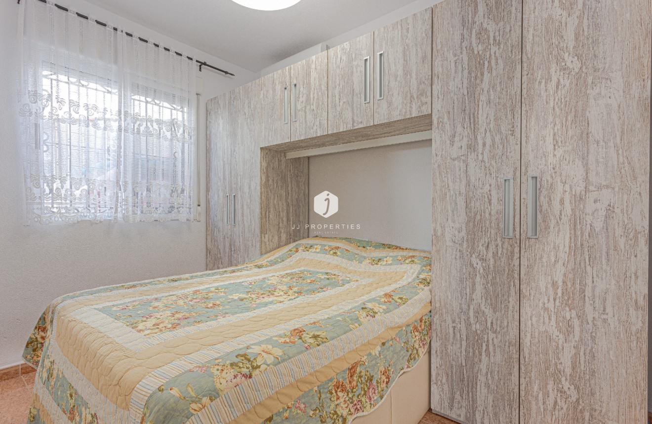 Z drugiej ręki - Villa -
Orihuela Costa - Costa Blanca