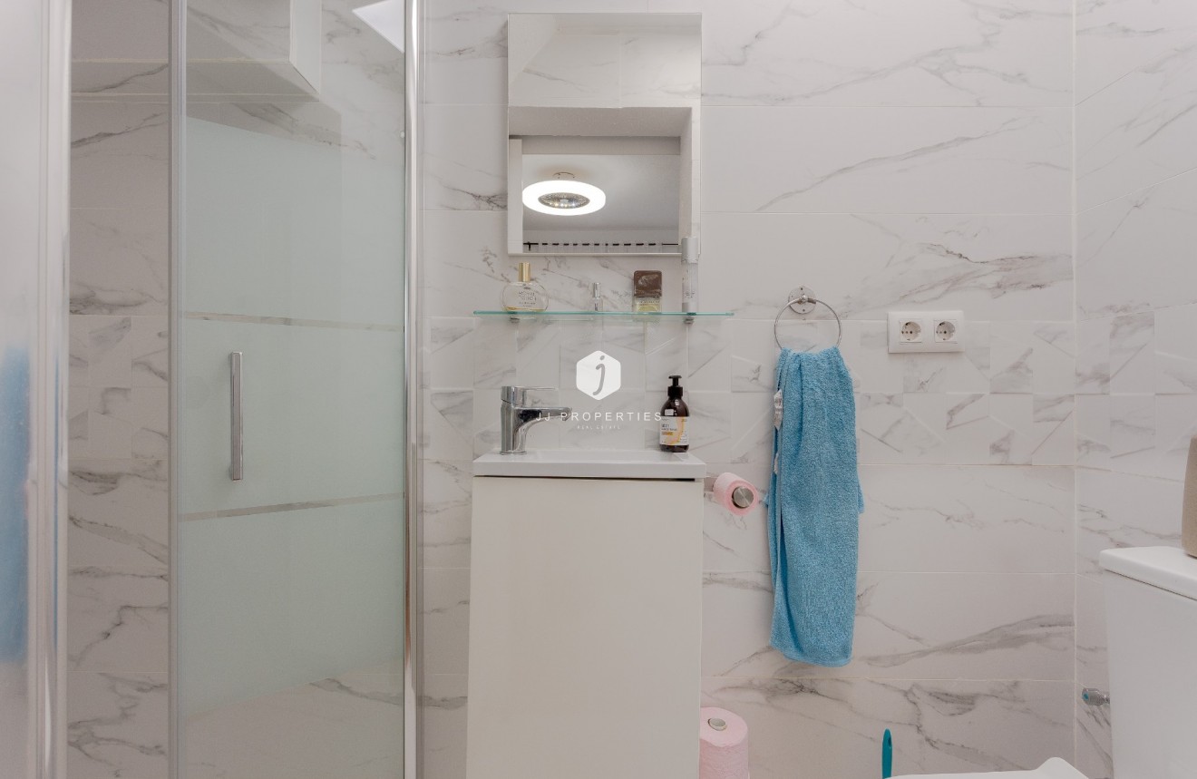 Z drugiej ręki - Villa -
Orihuela Costa - Costa Blanca