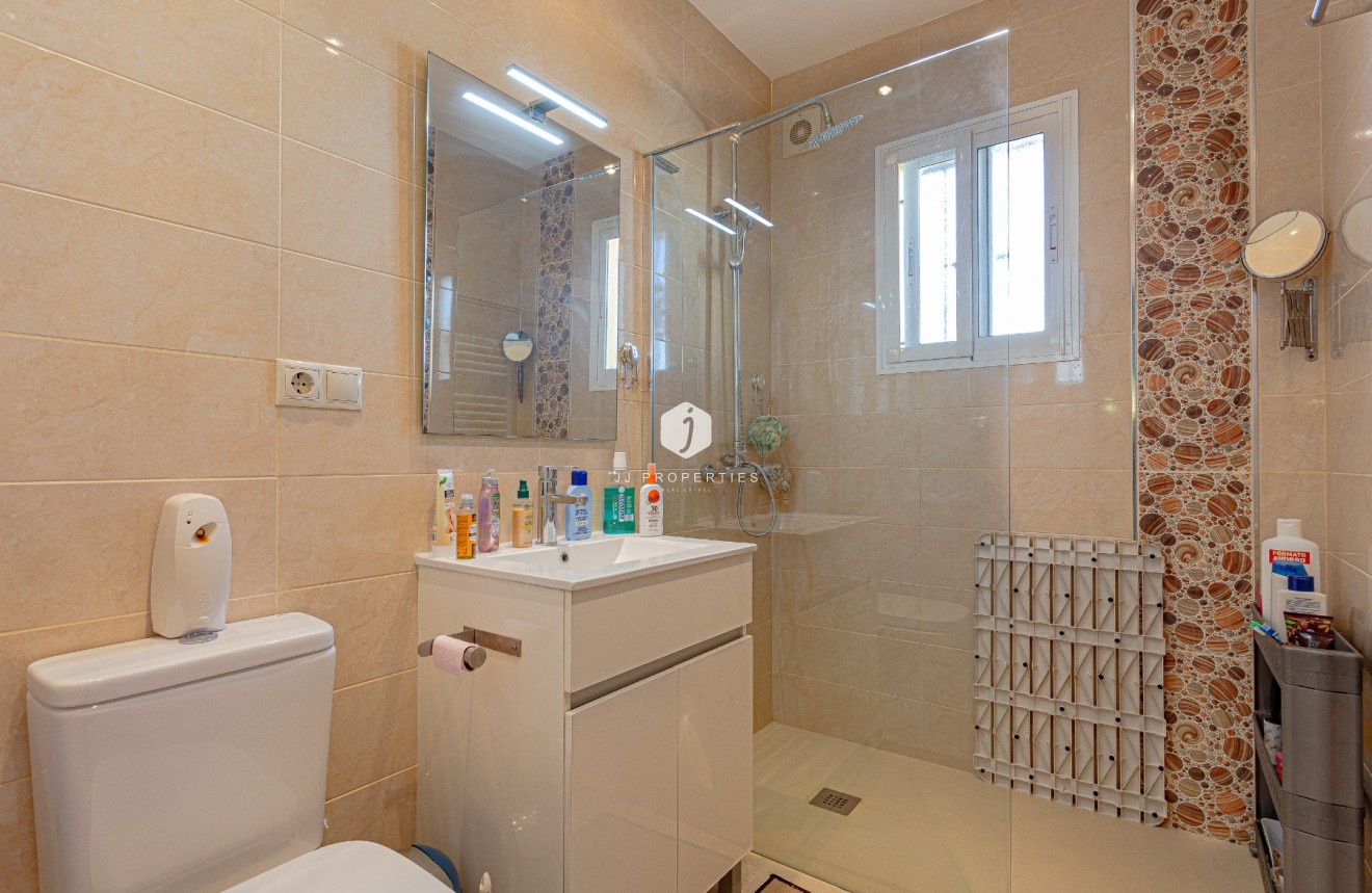 Z drugiej ręki - Villa -
Orihuela Costa - Costa Blanca