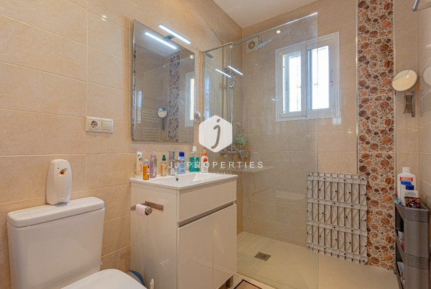 Z drugiej ręki - Villa -
Orihuela Costa - Costa Blanca