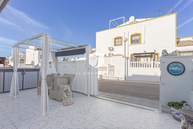 Z drugiej ręki - Villa -
Orihuela Costa - Costa Blanca