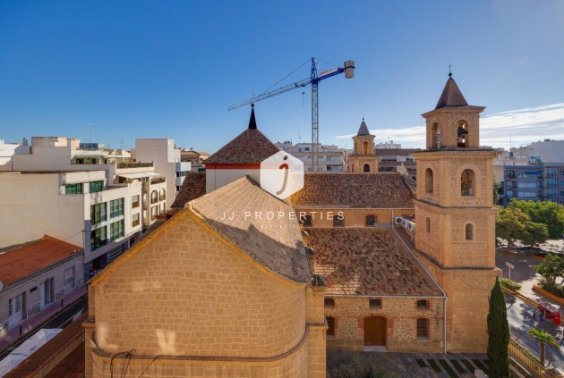 Z drugiej ręki - Mieszkanie w bloku -
Torrevieja - Centro