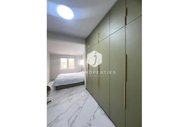 Z drugiej ręki - Szalet -
Orihuela Costa - Playa Flamenca