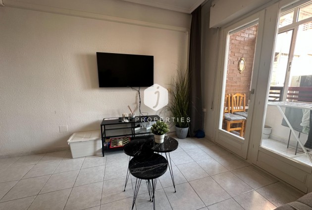 Z drugiej ręki - Mieszkanie w bloku -
Torrevieja - Centro