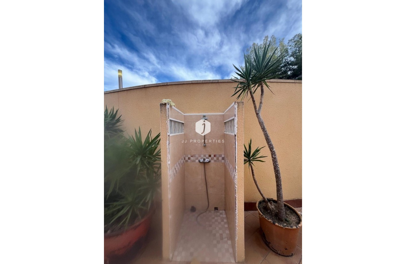 Z drugiej ręki - Villa -
Orihuela Costa - Villamartín-las Filipinas