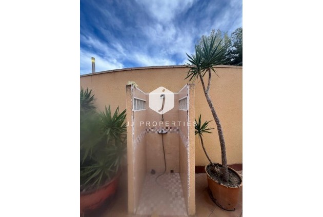 Z drugiej ręki - Villa -
Orihuela Costa - Villamartín-las Filipinas