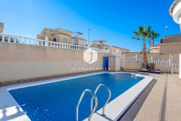 Aus zweiter Hand - Villa -
Rojales - Inland