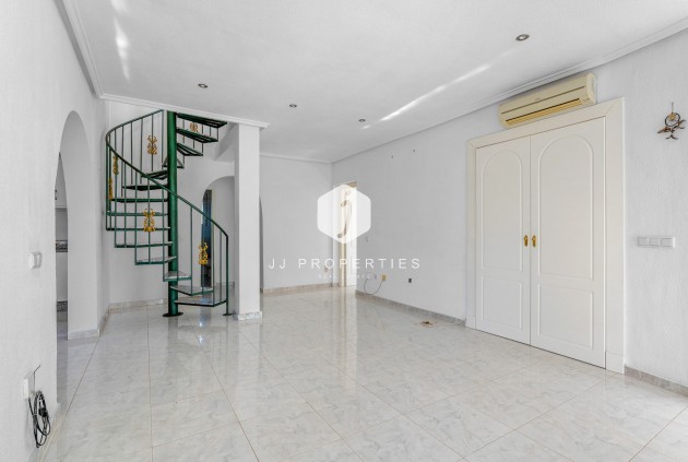 Aus zweiter Hand - Villa -
Rojales - Inland