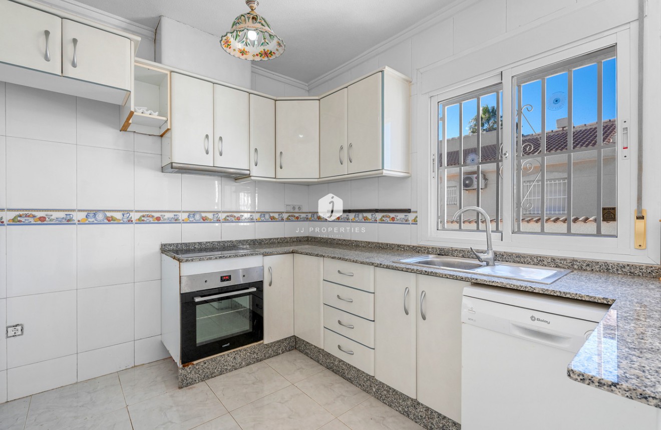 Aus zweiter Hand - Villa -
Rojales - Inland