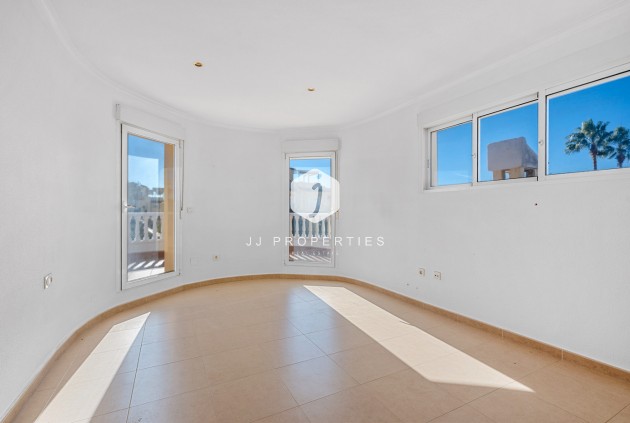 Aus zweiter Hand - Villa -
Rojales - Inland