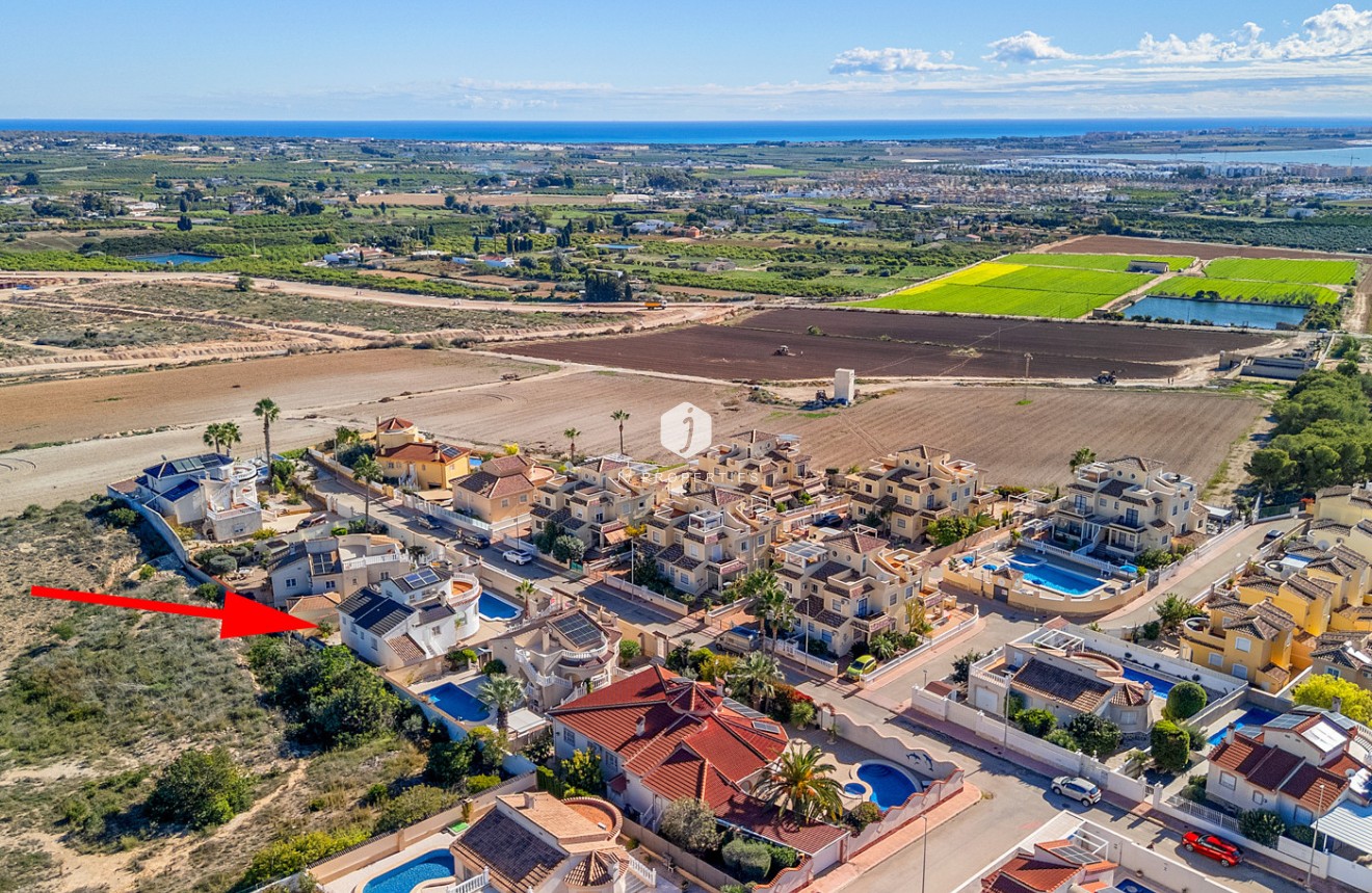 Aus zweiter Hand - Villa -
Rojales - Inland