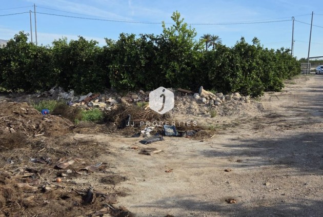 Aus zweiter Hand - Landgut -
Albatera - Inland