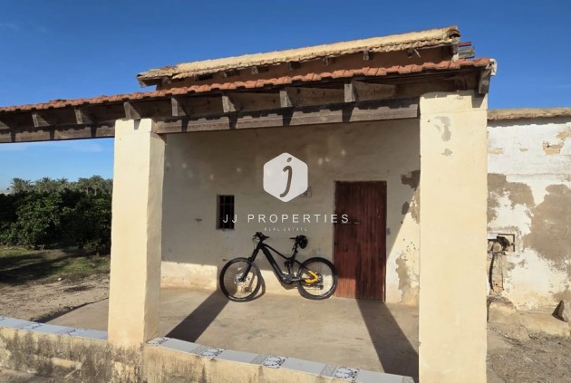 Aus zweiter Hand - Landgut -
Albatera - Inland