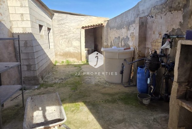 Aus zweiter Hand - Landgut -
Albatera - Inland