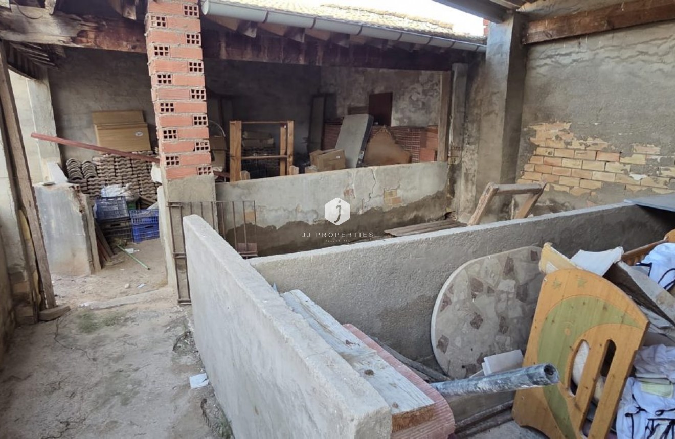 Aus zweiter Hand - Landgut -
Albatera - Inland