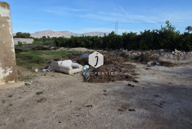 Aus zweiter Hand - Landgut -
Albatera - Inland